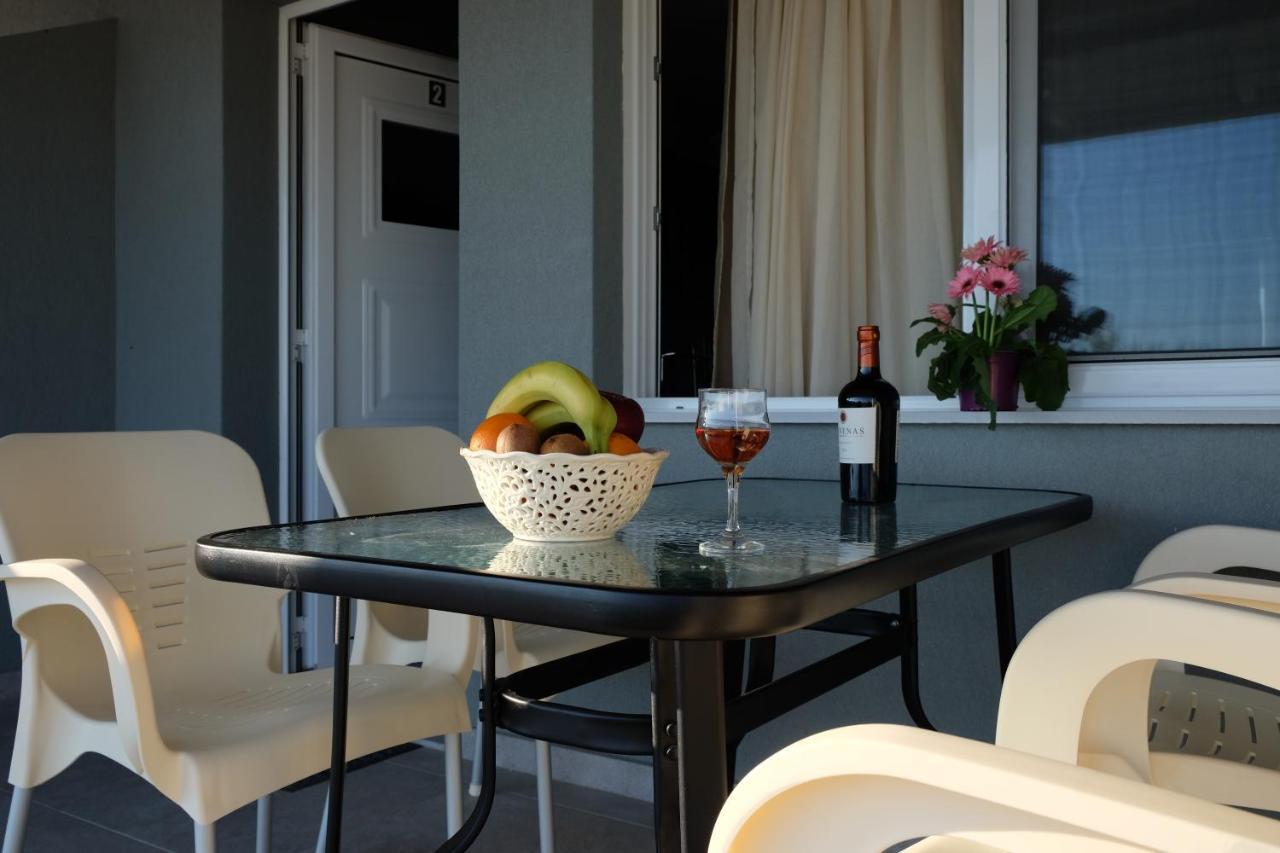 Onar By The Sea Luxurious Apartments Flogita Extérieur photo